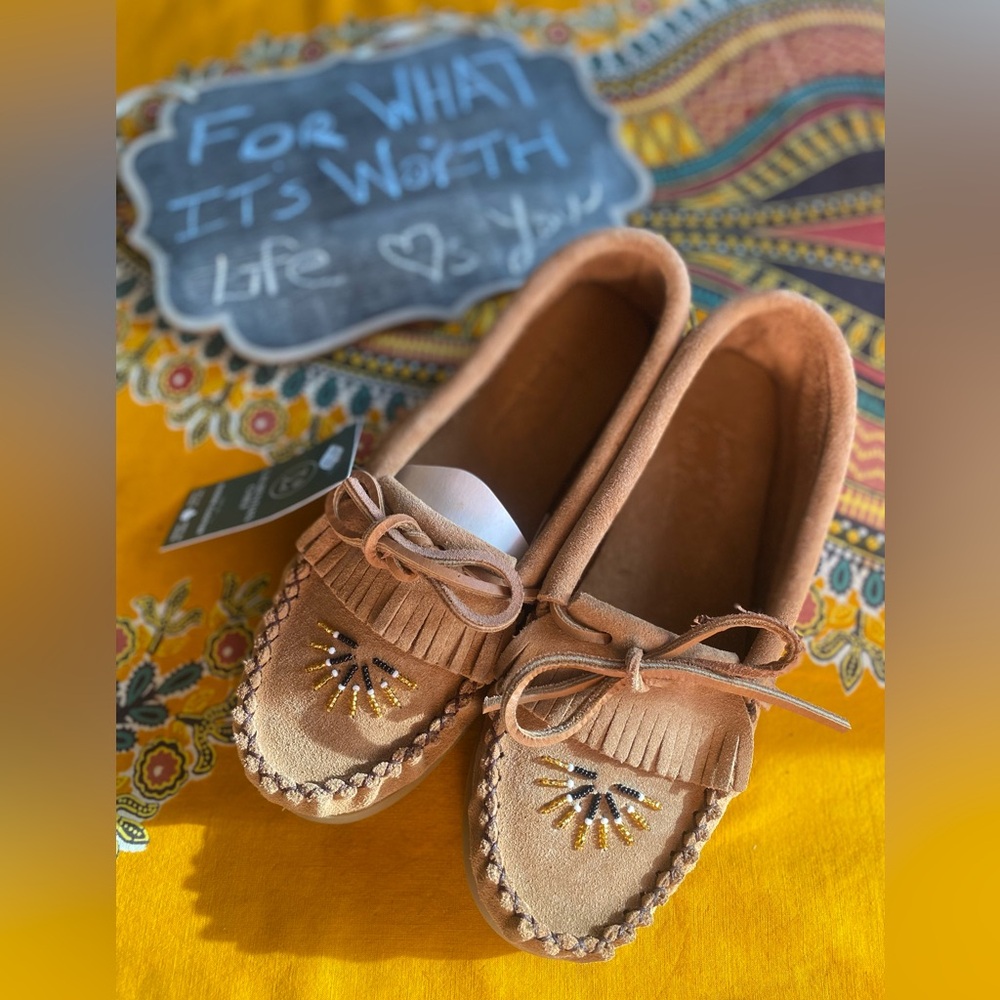 Laurentian Chief Beaded Suede Moccasins - Size 7 NWT